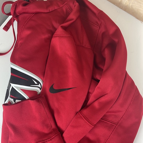 Falcon’s hoodie size S - Picture 4 of 4